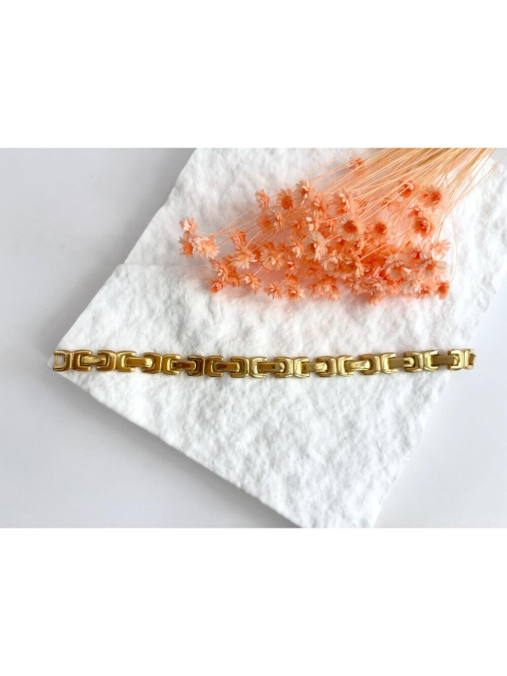 Fantasy Link Paneled Art Deco Inspired Gold Toned Chunky Vintage 80's Bracelet - Picture 4 of 13
